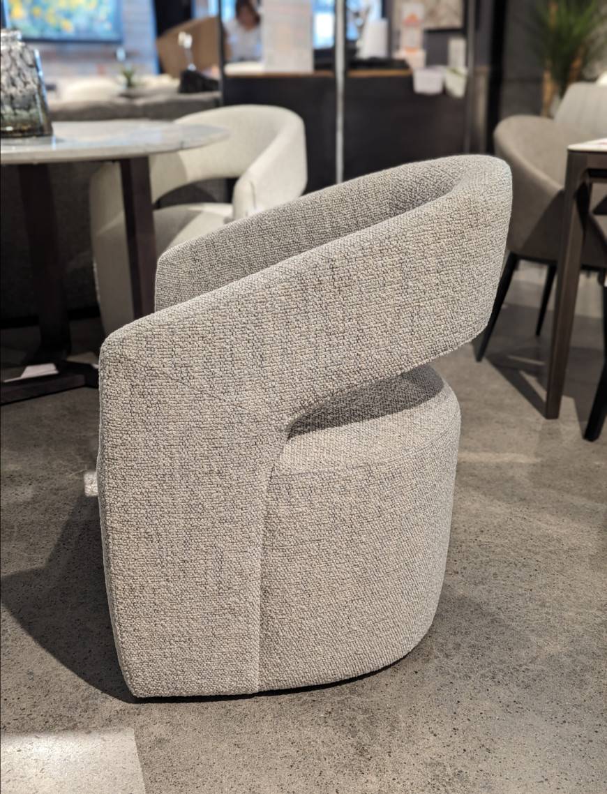 Chair online with castors