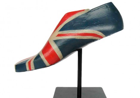Red/Blue Shoe Mould Large