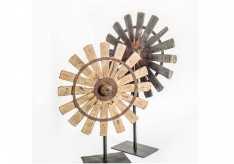 Reclaimed wood Citadel Spinning Wheel
