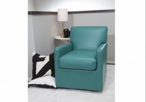 Pia Leather Swivel Chair - Palliser