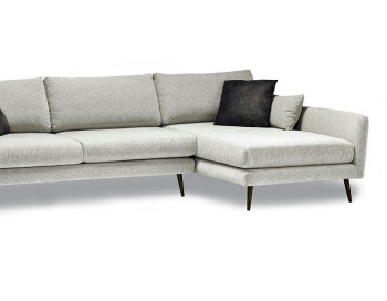 Dawsyn Fabric Sectional Sofa