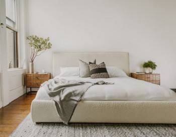 Recharge King Bed