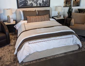 Bowie Queen Bed