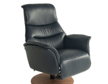 Oden Large Manual Recliner Edmonton Hjort Knudsen leather