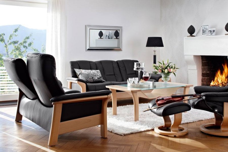 Buckingham Leather High Back Sofa